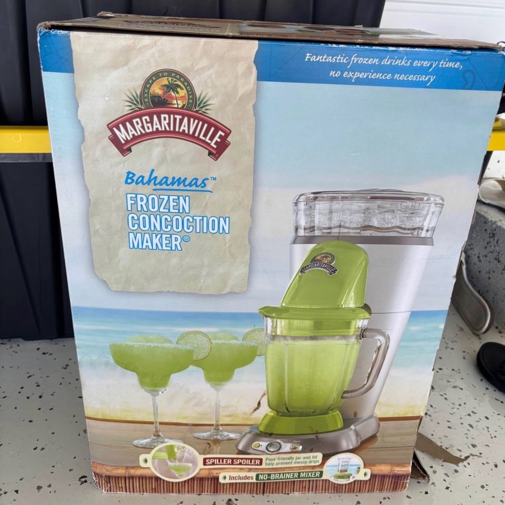 Margaritaville Bahamas Frozen Concoction Maker - Green and Silver